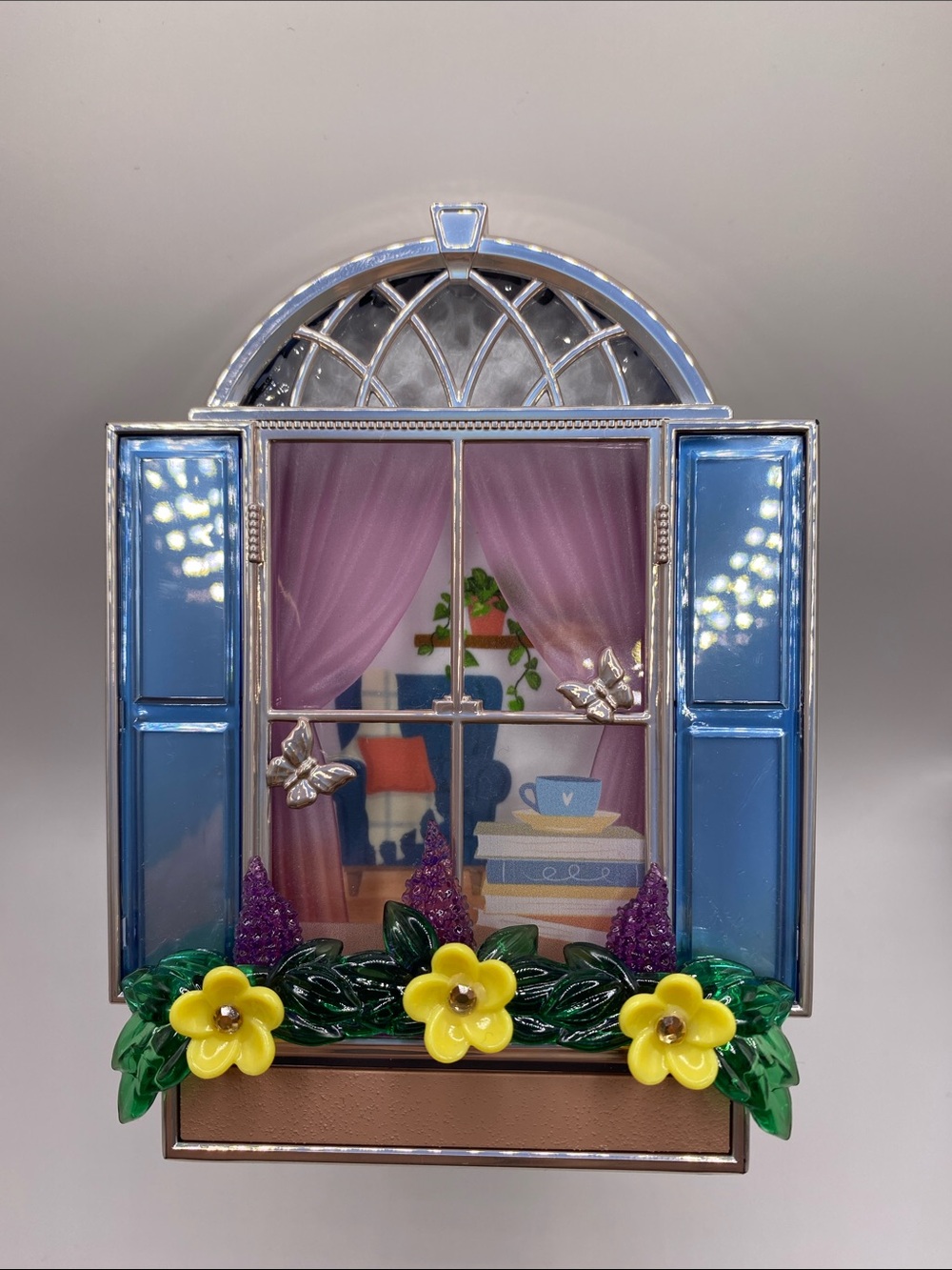 Bath & Body Works Spring Window Projector Wallflower Plug